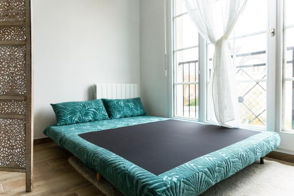 Studio Vue Direct Sur Le Port De Cergy, Parking Prive Gratuit Εξωτερικό φωτογραφία