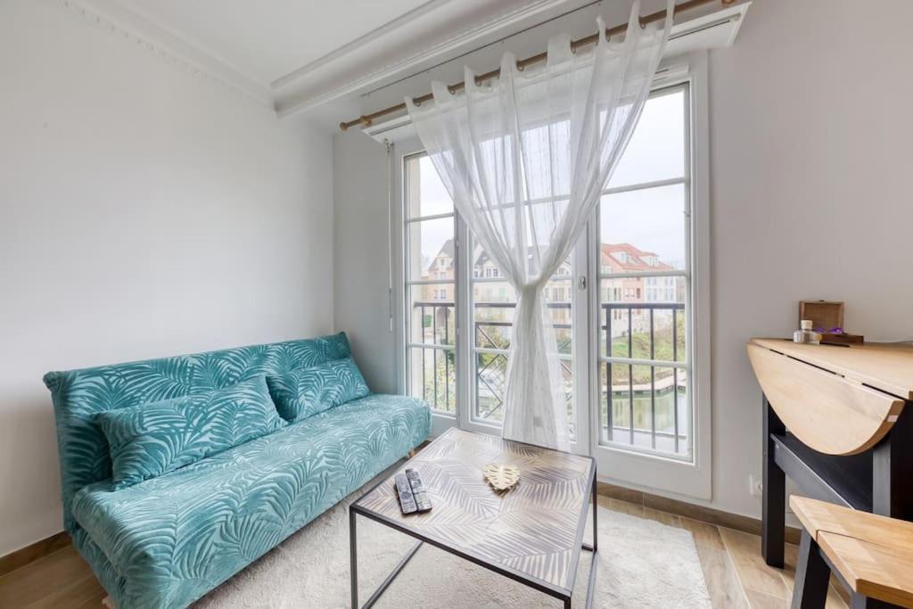 Studio Vue Direct Sur Le Port De Cergy, Parking Prive Gratuit Εξωτερικό φωτογραφία
